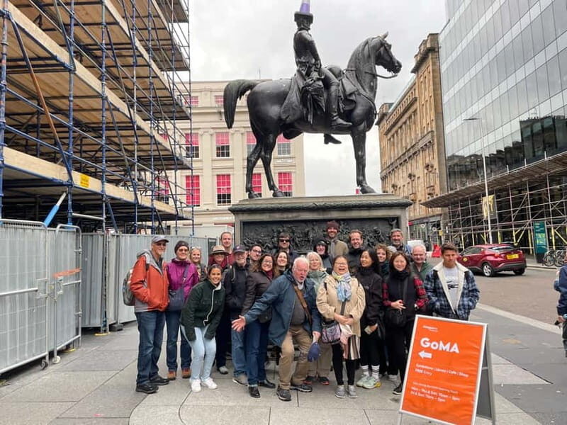 Glasgow: Walk The streets with a professional actor as guide - An Authentic and Entertaining Way to Explore Glasgow