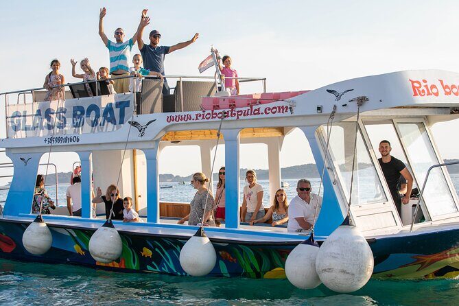 Glass boat tour Faana with swimming stop - FAQ