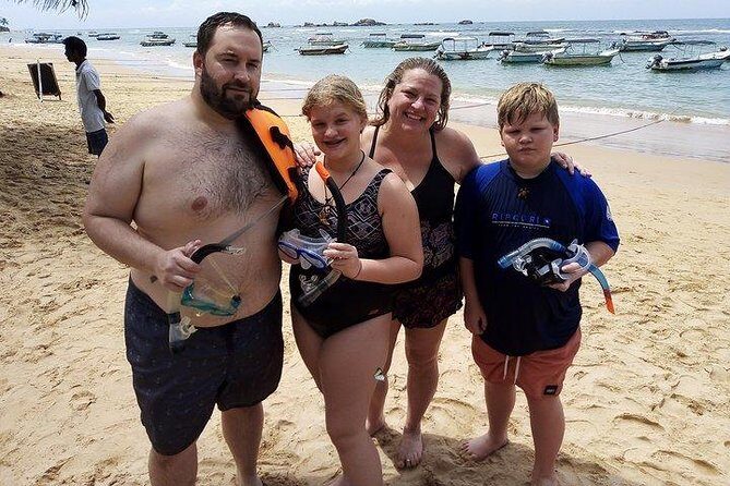 Glass Bottom Boat Tour and Snorkeling Hikkaduwa - Exploring the Hikkaduwa Glass Bottom Boat and Snorkeling Experience