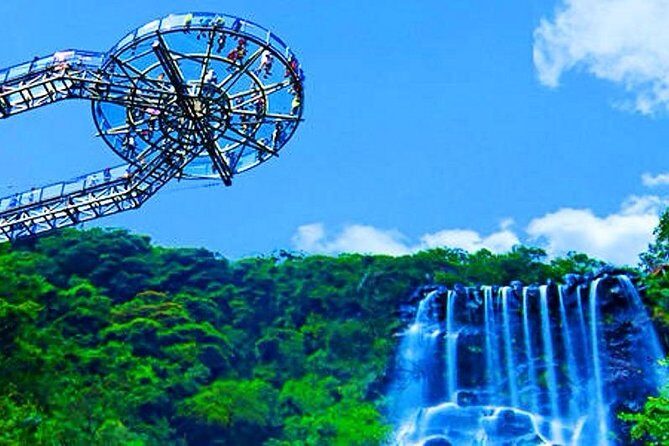 Glass Bridge and Water Falls Private Car Service from Guangzou - An In-Depth Look at the Experience
