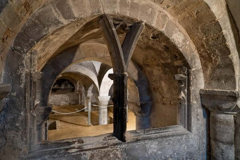 Gloucester Cathedral: Crypt Tour - Key Points