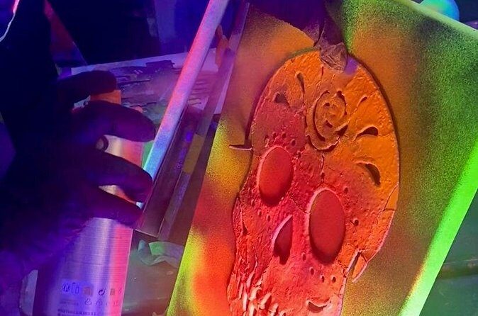 Glow Workshop Neon Art Experience at Studio WIP - Who Should Consider This Experience?