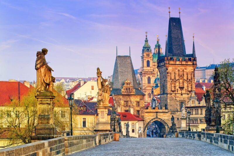 Go City Prague Pass - Top Attractions and Hop-On Hop-Off Bus - FAQ