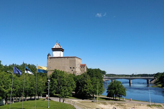 Go East  Private 1 Day Trip to Russian Border - Key Points