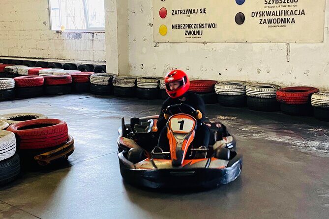 Go Karting Krakow 3x8min/pp + roundrip transfer - Key Points