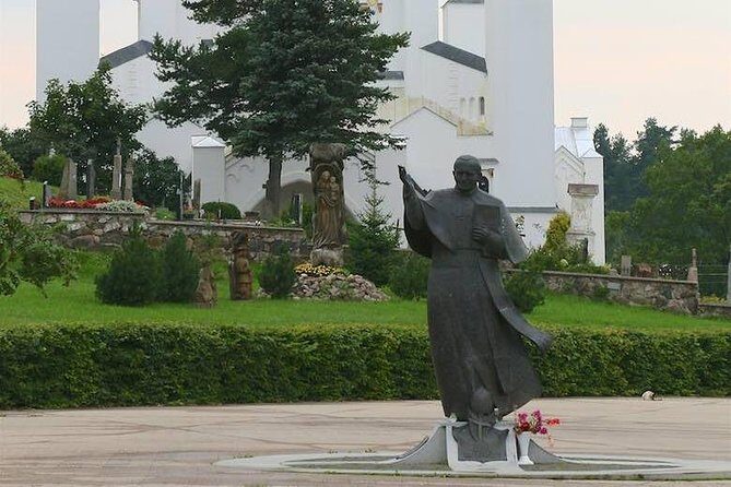 Go on a pilgrimage from Riga - visit Siluva and Hill of Crosses! - Evaluating the Value