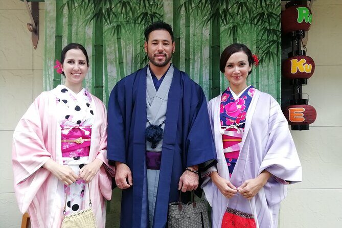 Go out freely wearing a traditional kimono - Introduction