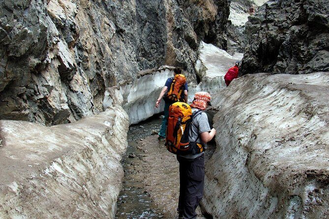Gobi Desert and Eight lakes trekking and driving combined tour - FAQ