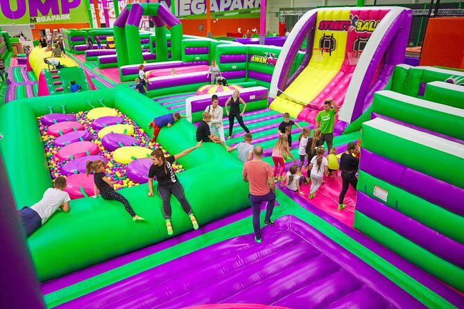 GOjump MEGAPARK Kraków-Sikorki 1h ticket: GOair Inflatable Park - In-Depth Look at GOjump MEGAPARK Kraków-Sikorki