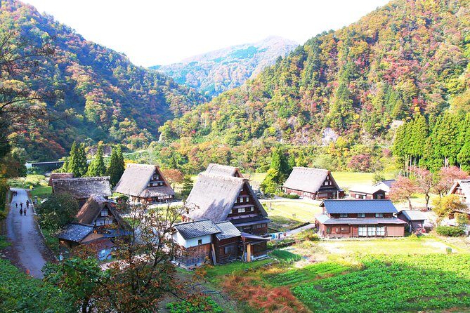 Gokayama and Shirakawago/Photoshoot by professional photographer - Who Should Consider This Tour?