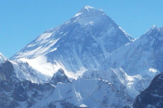Gokyo Lakes and Gokyo Ri Trek - Reaching Gokyo Lakes: A Glacial Wonderland