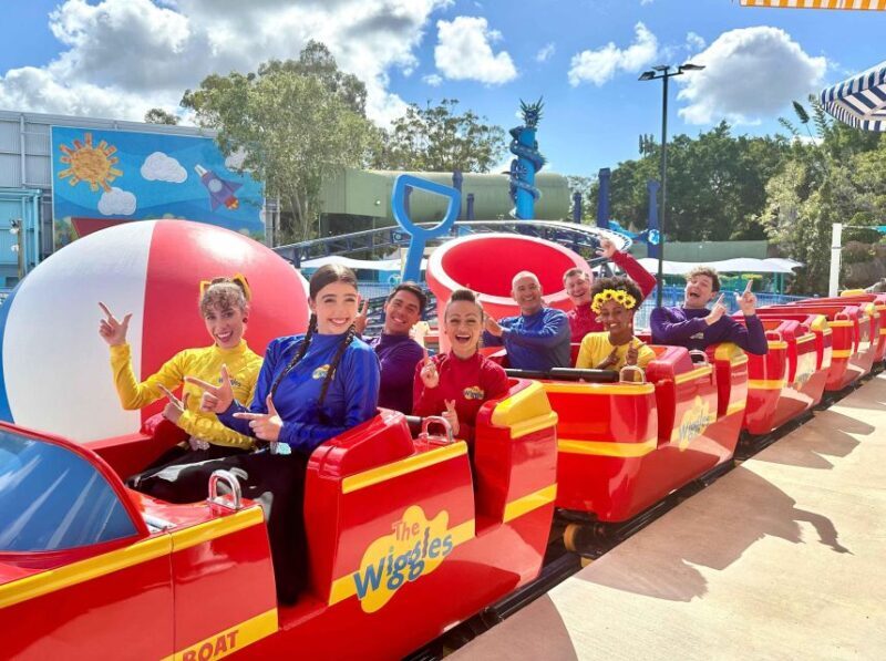 Gold Coast: Dreamworld & SkyPoint 2-Day Ticket - Who Should Consider This Tour?