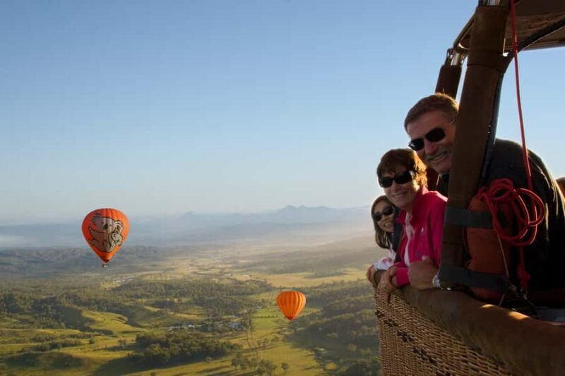 Gold Coast: Hot Air Balloon Flight, Sparkling Wine & Photos - Key Points
