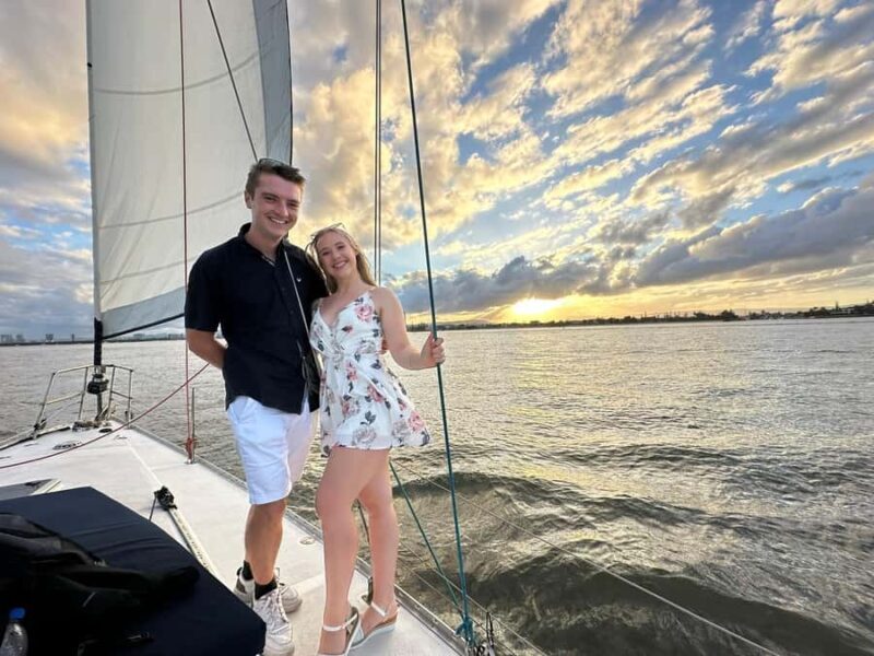Gold Coast Private Sunset Sailing Charter w/ dinner & drinks - Key Points