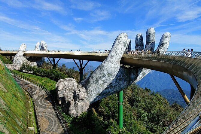 GOLDEN BRIDGE - Guided Tour in the Early Morning to Avoid Crowds - The Sum Up