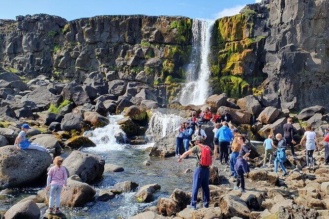 Golden Circle - Shore Excursion from Reykjavik in Minibus, English - FAQ