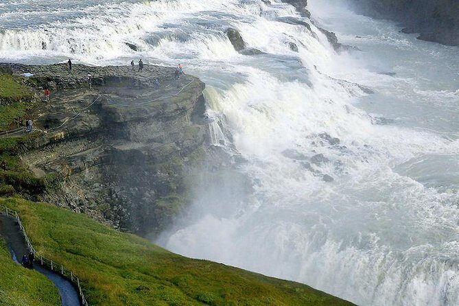 Golden Circle Tour and Evening Northern Lights Cruise from Reykjavik - The Evening Northern Lights Cruise