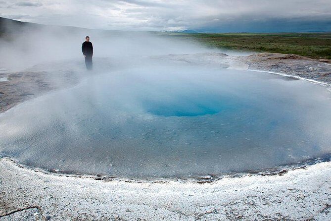 Golden Circle Tour and Evening Northern Lights Cruise from Reykjavik - Practical Tips