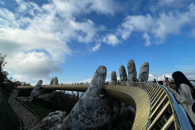 Golden Hands Bridge Sunset Tour from Hoian - What Travelers Can Expect