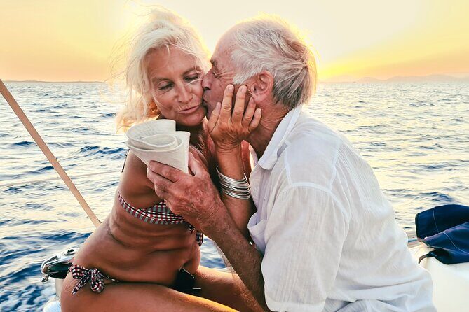 Golden Horizons: Private Sailboat Sunset Sail in Ibiza - Starting Point and Logistics