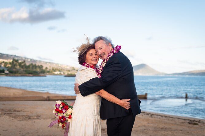 Golden Hour Wedding Honolulu Officiant, Lei for 2 and Pro Photos - The Sum Up