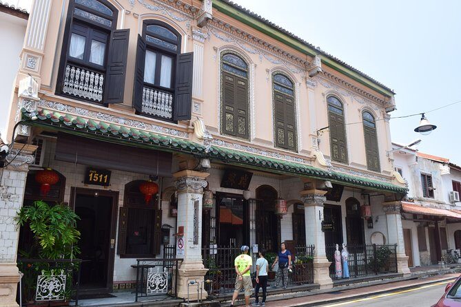"Golden Pot Puri" Malacca, Museum, Trishaw Ride (Private Guided) - Exploring the Old Town: Stadthuys & Historic Landmarks