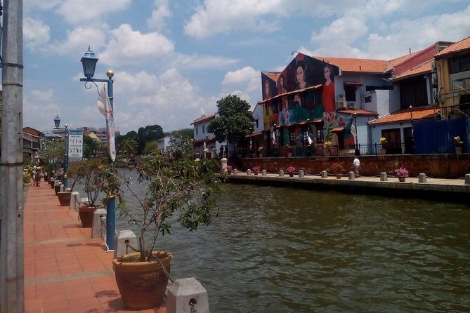 "Golden Pot Puri" Malacca, Museum, Trishaw Ride (Private Guided) - Authentic Experiences and Local Flavors