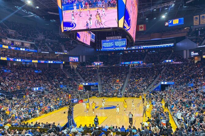Golden State Warriors Basketball Game at Chase Center - An In-Depth Look at the Experience