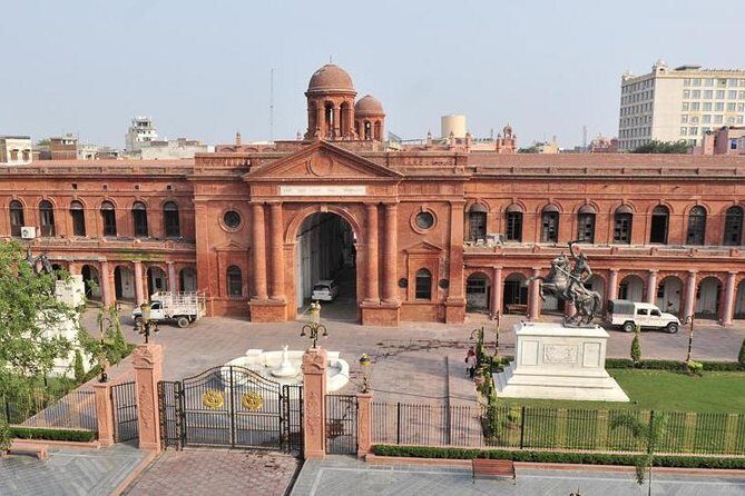 Golden Temple, Jallianwala Bagh, Partition Museum & Wagha Border - #Travellouge - Practical Aspects and Tips