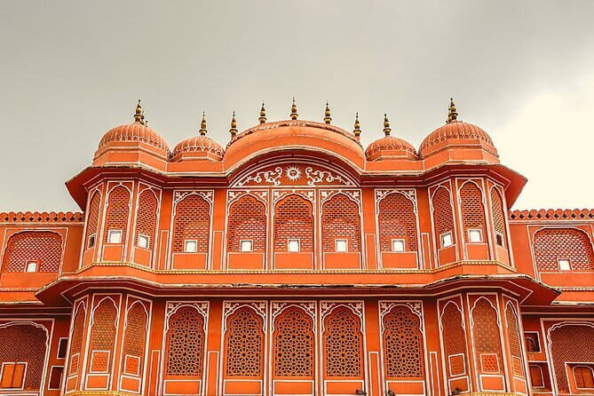Golden Triangle (Agra - Jaipur) and Varanasi from Delhi with Flights - Who Is This Tour Best For?