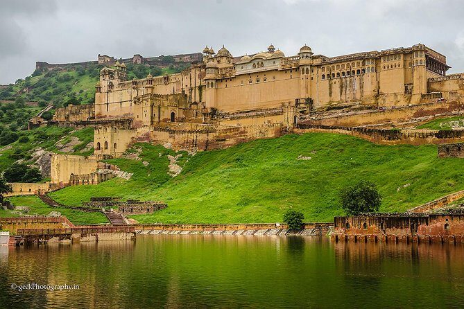 Golden Triangle with Wildlife and Royal Castle Stay - FAQ