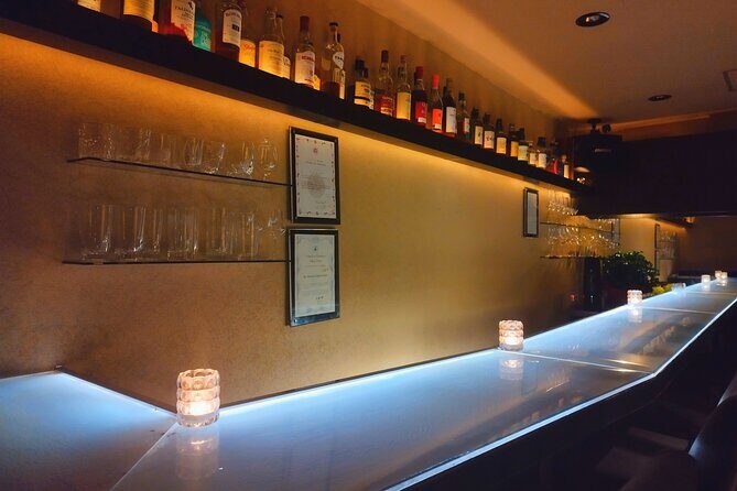 GoldenGai Daytime JapanWhisky BeginnersSession w/FemaleBartender - What Makes This Experience Stand Out