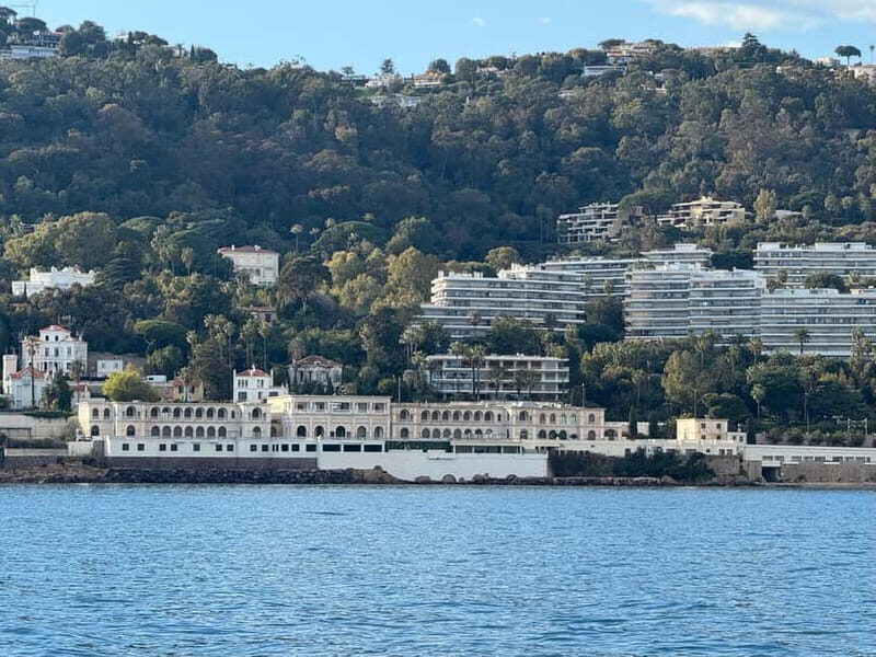 Golf Juan: Sunset Sailing Cruise with aperitif at the Island - The Experience Guides and Atmosphere