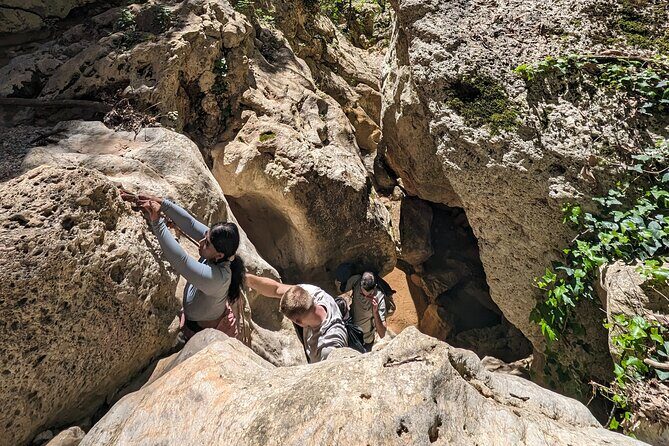 Gorge Walking & Rock Scramble The Canyon of Gjipe - Key Points