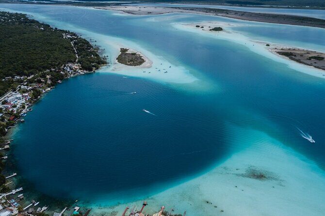 Gorgeous Tour in Pontoon Boat over Bacalar 7 Colors Lagoon from Cancún - The Sum Up