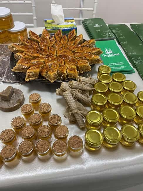 Goris: Beekeeping Traditions & Beeswax Balm Making Workshop - What Reviewers Say