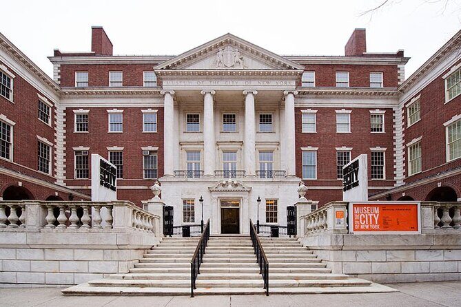 Gossip Girl Uptown Filming Locations Tour in a Vintage Car - Why This Tour Stands Out