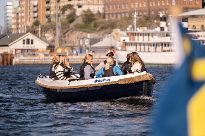 Gothenburg city center: Electric selfdrive boat tour - Key Points