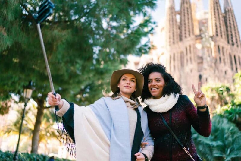 Gothic Quarter: Gourmet Food Private Tour & Sagrada Familia - Exploring Barcelona’s Gothic Quarter & Sagrada Familia: A Gourmet & Cultural Journey