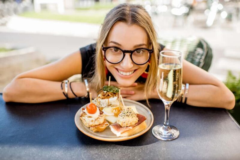 Gothic Quarter: Gourmet Food Private Tour & Sagrada Familia - FAQ