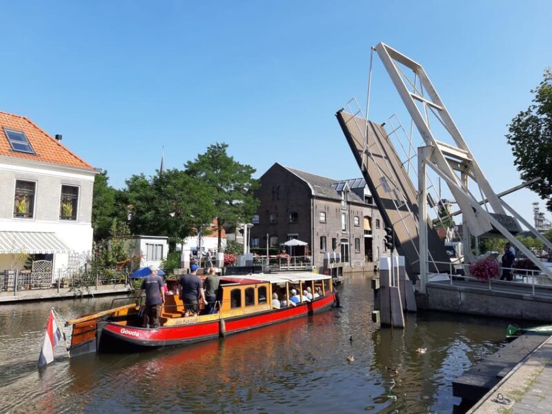 Gouda: Historical Canal Cruise - Key Points