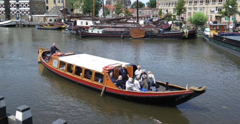 Gouda: Historical Canal Cruise - A Detailed Look at the Gouda Canal Cruise Experience
