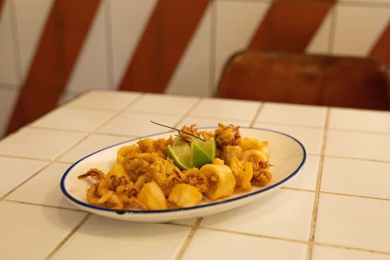 Gourmet Tapas: Local Tasting Menu at a Hidden Restaurant in Barcelona - Key Points