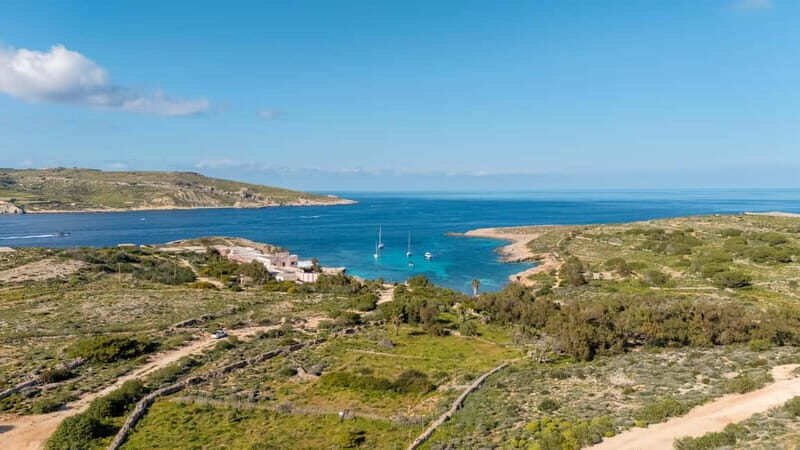 Gozo: Private Boat Tour to Comino with Swim Stops - Key Points