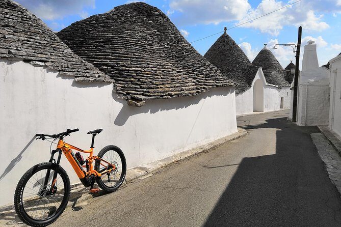 GPS self guide Alberobello and Masseria + Mozzarella and Focaccia tastings by E-bike - An In-Depth Look at the Tour Experience