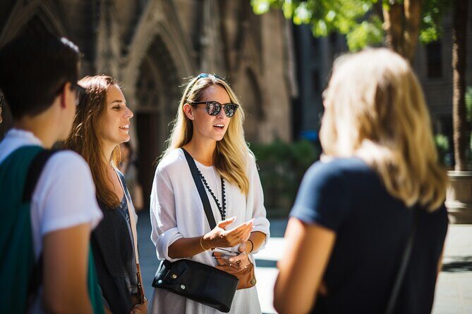Gracia District Private Tour with Vermouth & Food Tastings - Practical Details and What to Expect