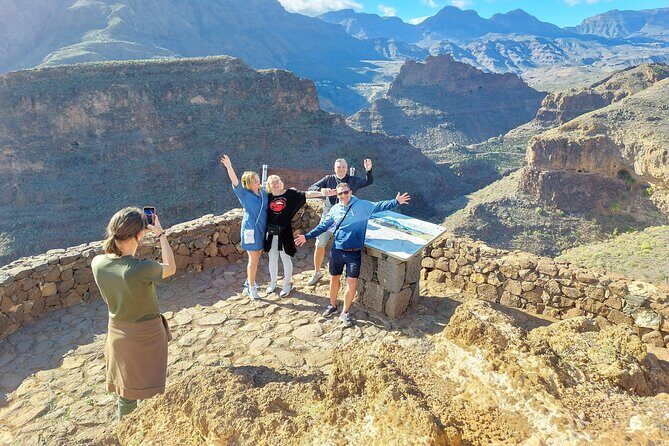 Gran Canaria Cave, Oasis, Red-gorge Adventure & cosy Picnic - Authenticity & Reviews: What Past Guests Say
