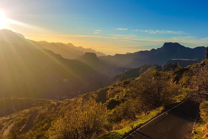 Gran Canaria highlights & hidden gems by 2 native guides - Price & Value Analysis