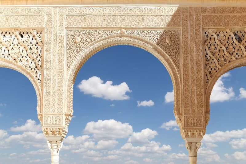 Granada: 3-Hour Alhambra and Generalife Gardens Guided Tour - Frequently Asked Questions