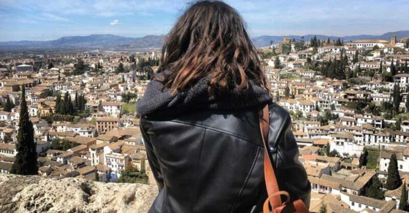 Granada Albaicín: 2.5-Hour Tapas & Drinks Walking Tour - Practical Details & Tips